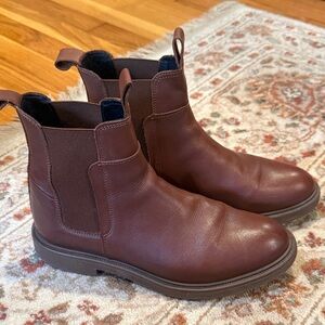 Shoe the Bear Chelsea Boots in Brown Leather